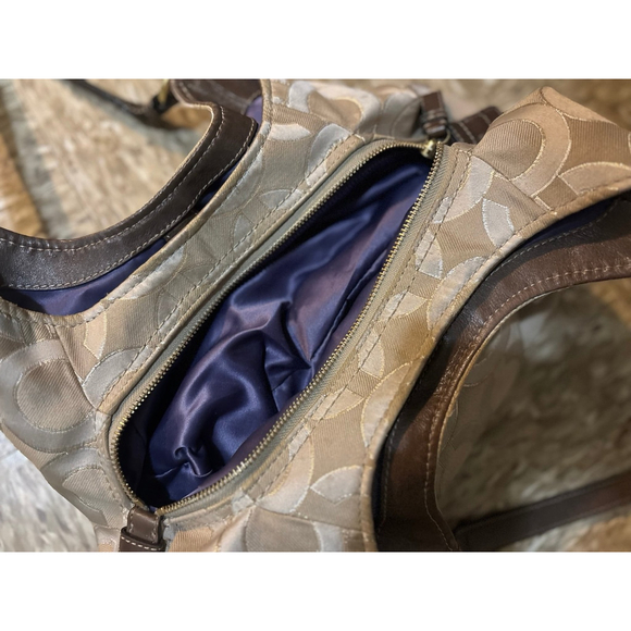 Coach Madison Op Art purse - Picture 8 of 8